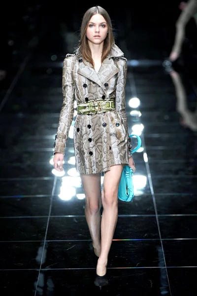Look 37